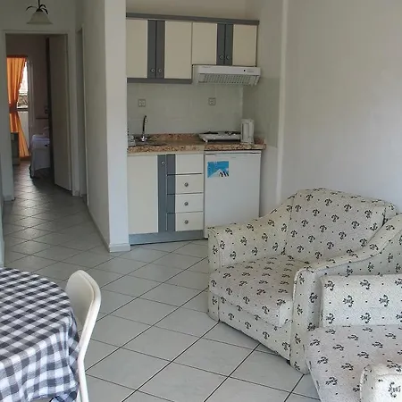 Ozlem 1 Hotel 2*